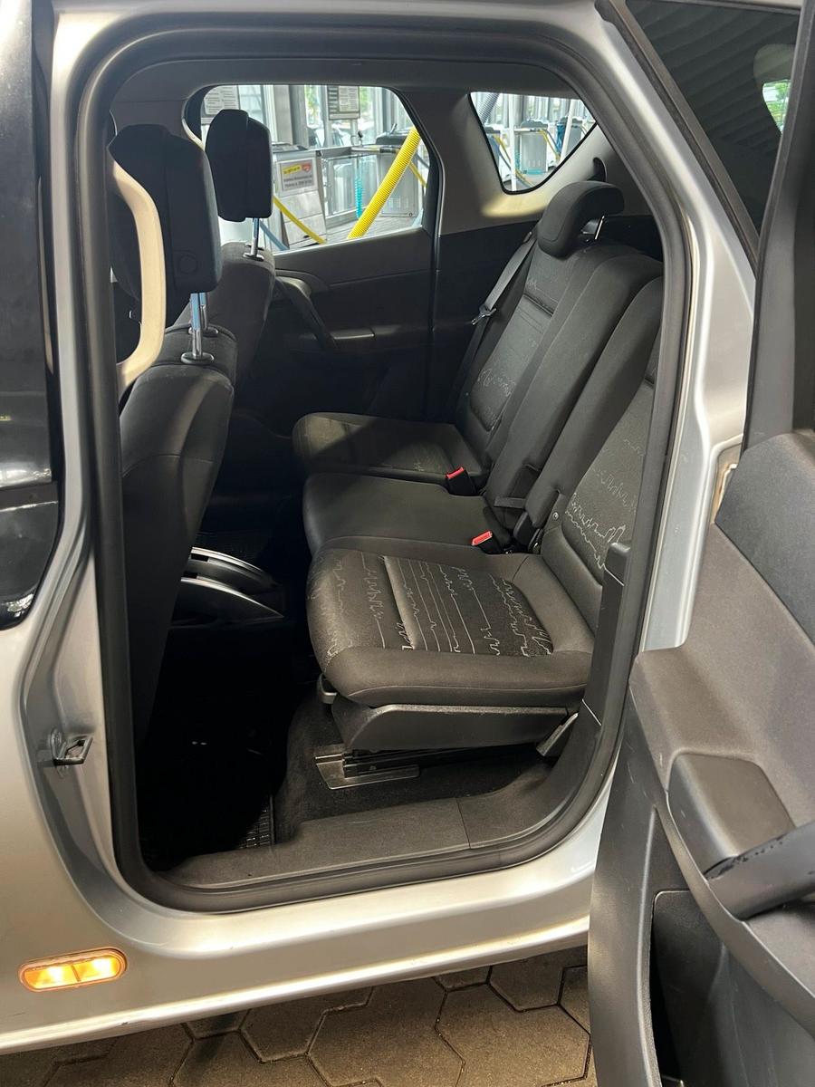 Opel Meriva 2012 — photo 14