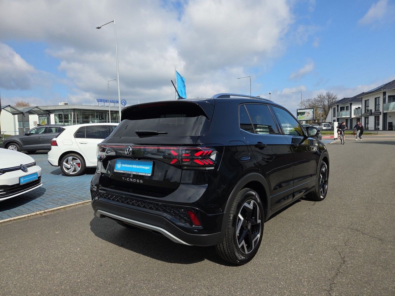Volkswagen T-Cross 1.5 R-line Navi RFK ACC Side Klima foto 4