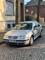Volkswagen VW BORA 1.9 TDI Voll Fahrbereit - Volkswagen Bora in Duisburg