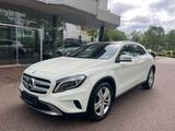 Mercedes-Benz GLA 200 Pano/Xenon/T-Leder/Navi/RFK/TWA/Spur - Mercedes-Benz GLA 200 in Krefeld