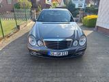 Mercedes-Benz E 230 Avantgarde - Mercedes-Benz E 230 mit Benzin-Antrieb