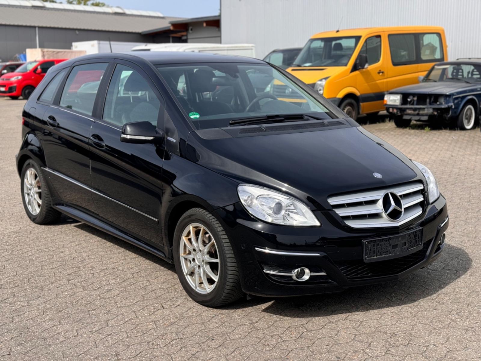 Mercedes-Benz B 180 85kw Leder - Sitzheizung - 2xPDC - TÜV NEU