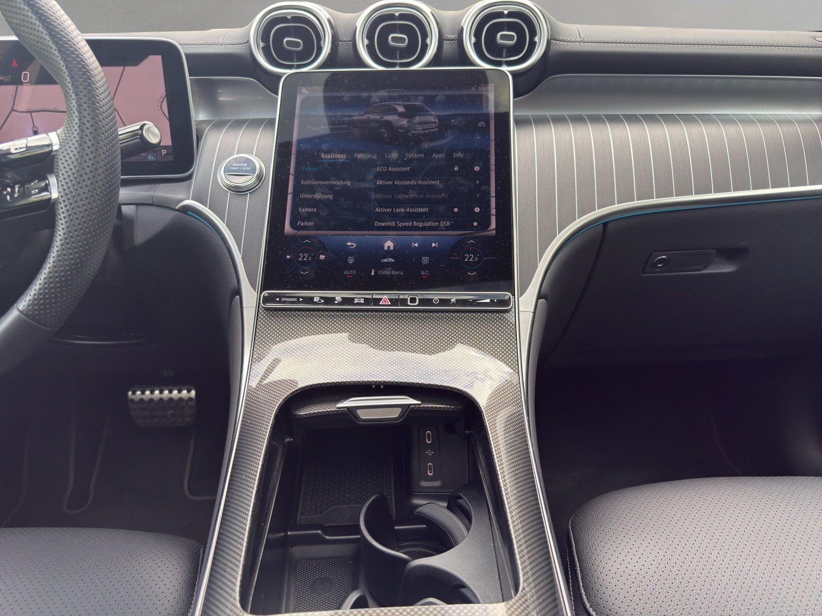 Fahrzeugabbildung Mercedes-Benz GLC300de AMG Advan+ AHK Pano DISTR Sitzklim Memo