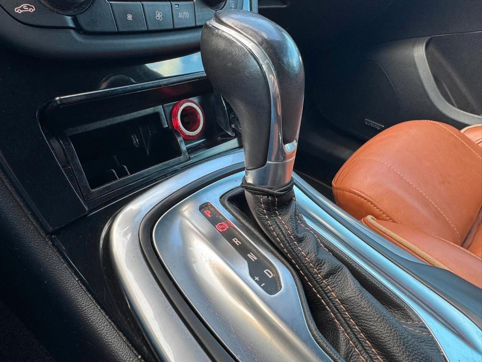 Opel Insignia 2011 — photo 9