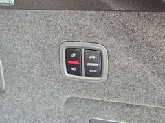 Fahrzeugabbildung Cayenne Coupe GTS Vorbesitzer - Lionel Messi