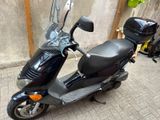Aprilia SR 125 Leonardo