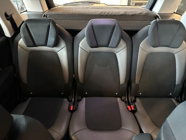 MYAUTOCENTER – Gebraucht- und Jahreswagen mit Werkstattservice in Pfaffenhofen Citroën C4 *KEYLESS*MASSAGE*TEMPO*NAVI*