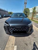 Audi RSQ3 2.5 TFSI S tronic quattro - GARANTIE - Audi RSQ3 in Düsseldorf