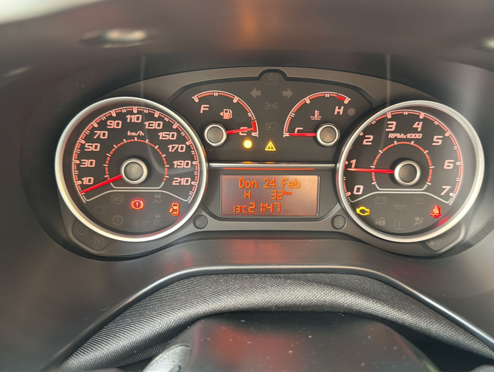 Fahrzeugabbildung Fiat Doblo 1.6 SX 3 Sitze NAVI KAMERA GARANTIE 12/202