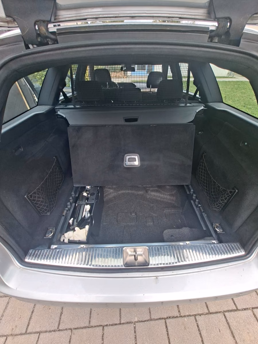 Mercedes-Benz E 220 d T-Model 9G Tronic