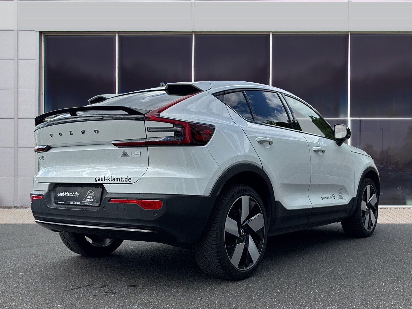 Fahrzeugabbildung Volvo C40  Ultimate Recharge Pure Electric #AWD
