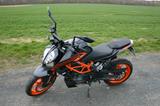 KTM Duke 125 Black Modelljahr 2022 Topzustand!
