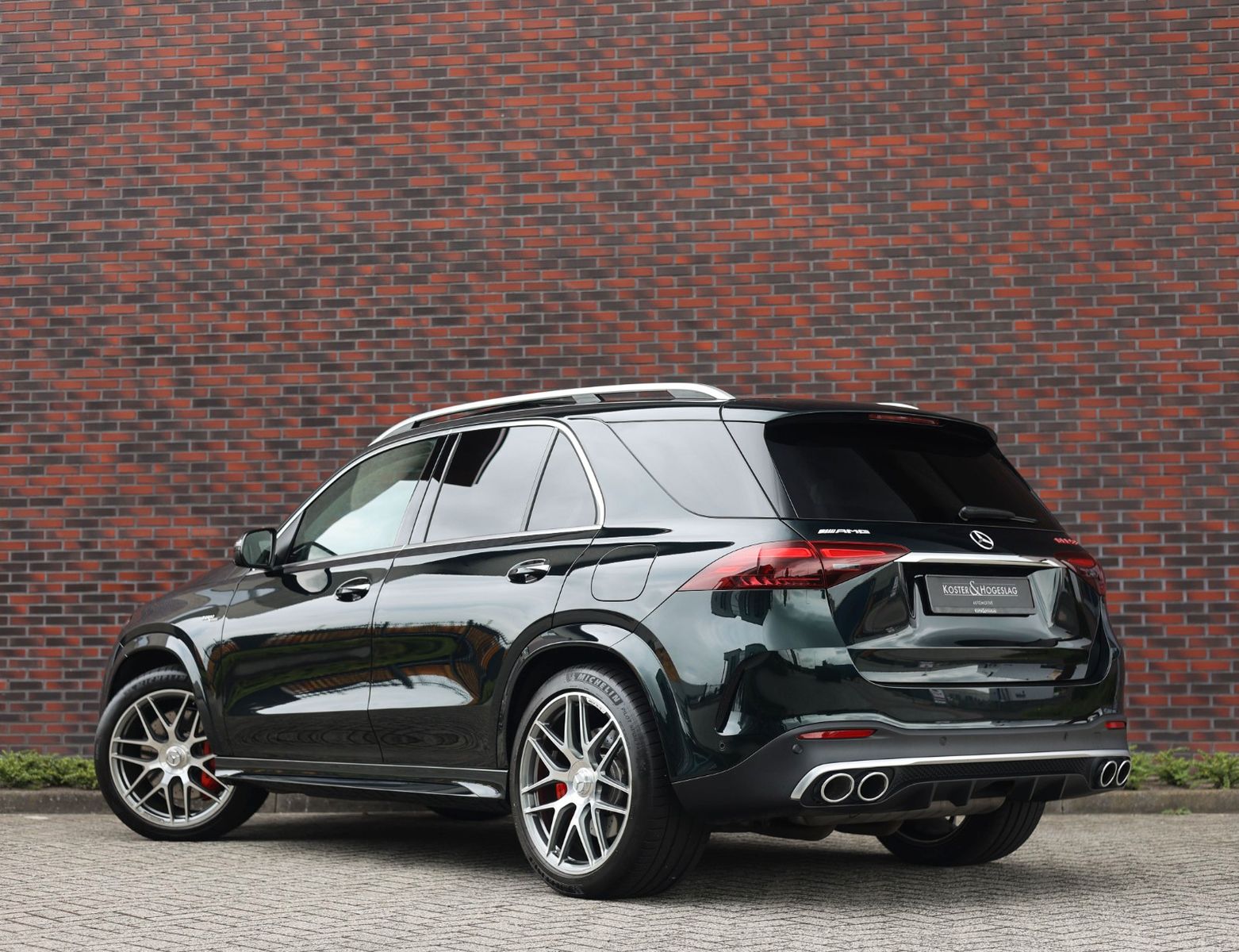 Mercedes-Benz GLE 53 AMG Hybrid | Pano - AHK - HUD imagem 2