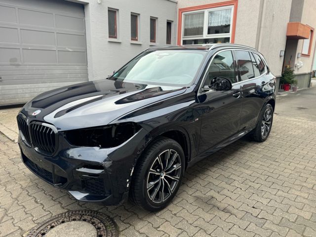 BMW X5 xDrive 30 d M Sport*Pano*360 Kamera*HUD*LED