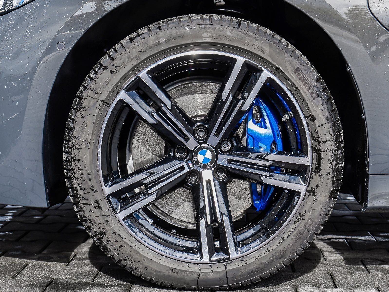 BMW 330 - Bild 5