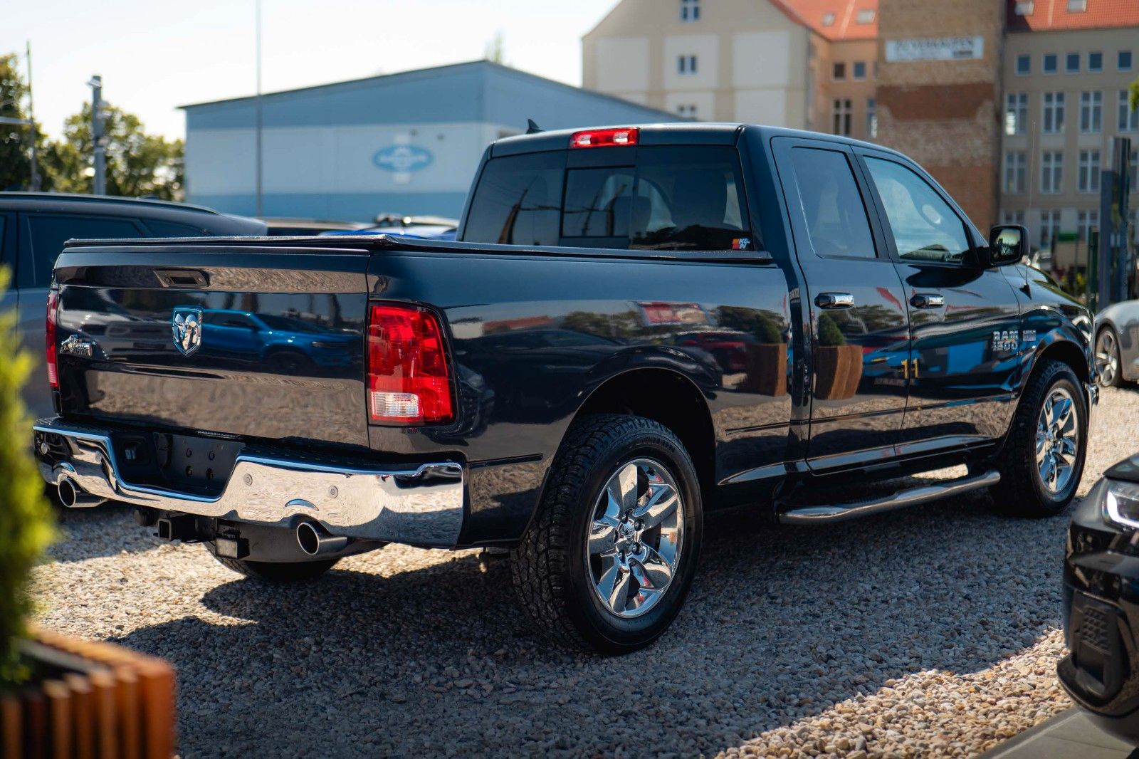 Fahrzeugabbildung Dodge RAM 5.7 V8 HEMI LPG PRINS | LONGBED | 20 Zoll