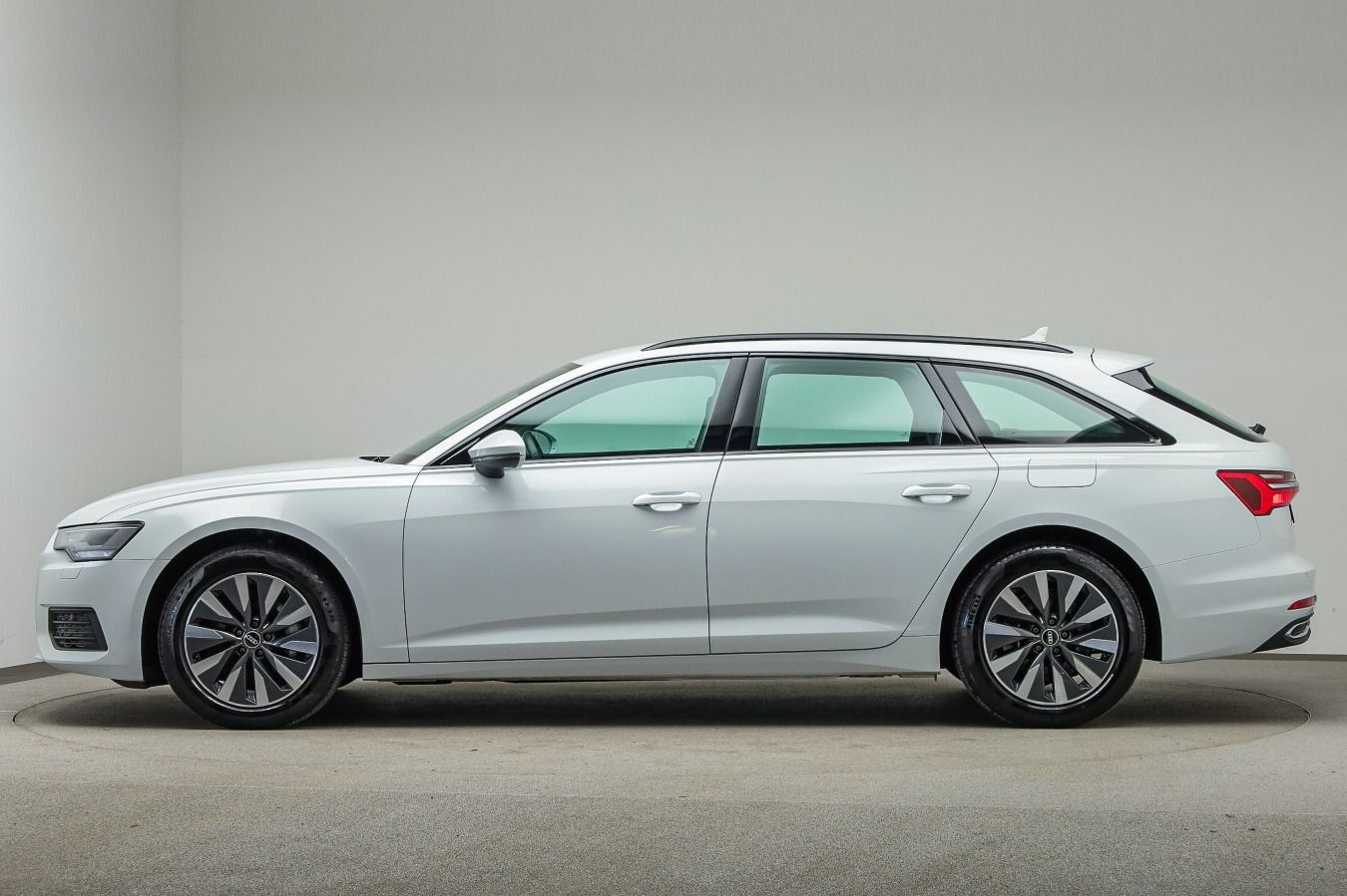 Audi A6 Avant 50 TFSI e qu. Navi, Interface imagem 3