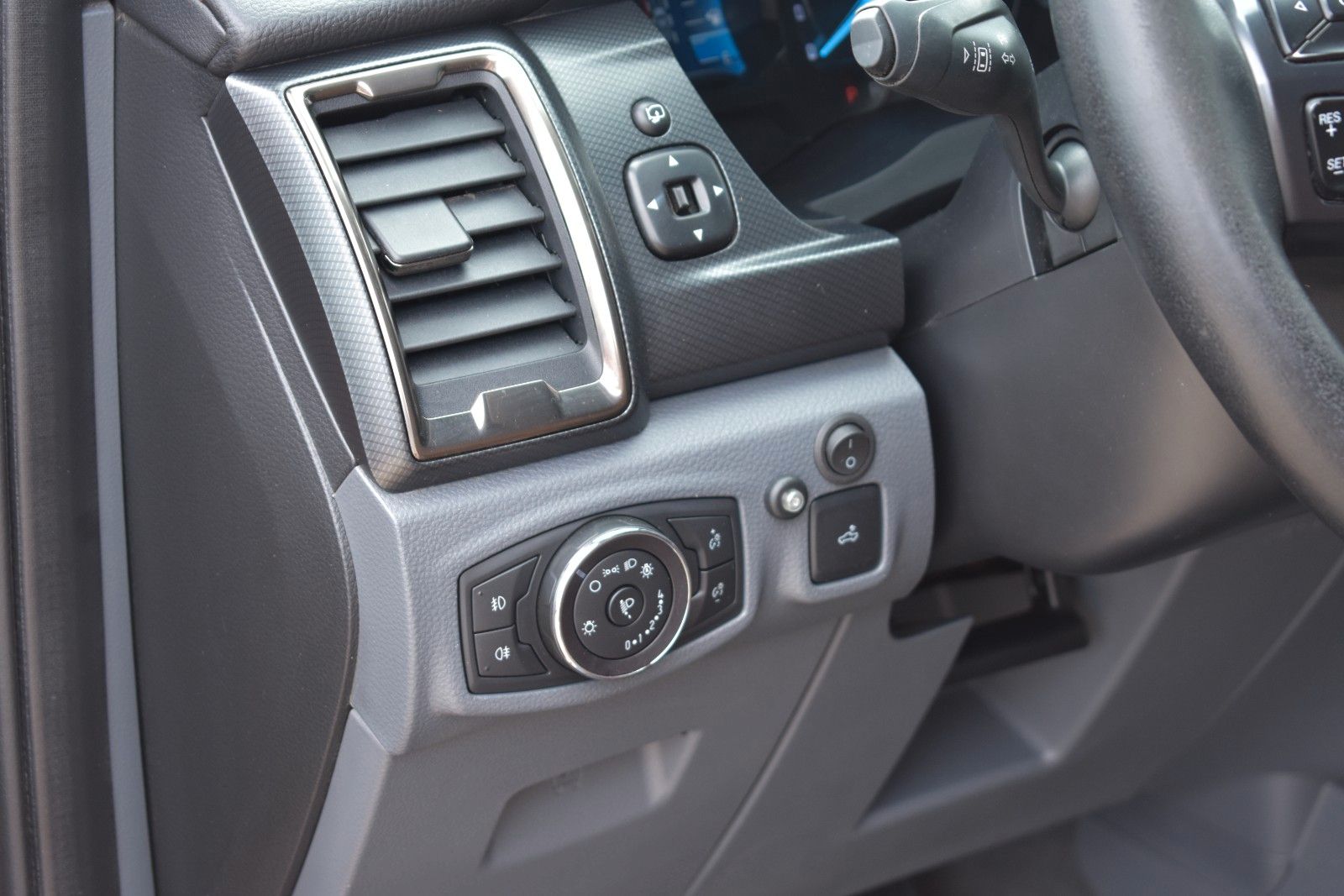 Fahrzeugabbildung Ford Ranger Wildtrak Doppelkabine 4x4 Automatik
