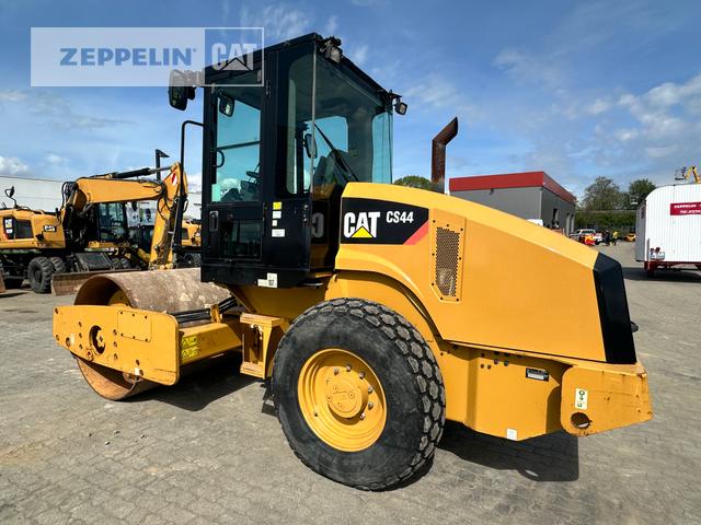 CAT CS44
