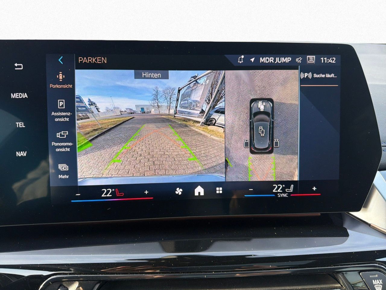 BMW 223 Active Tourer - Bild 22