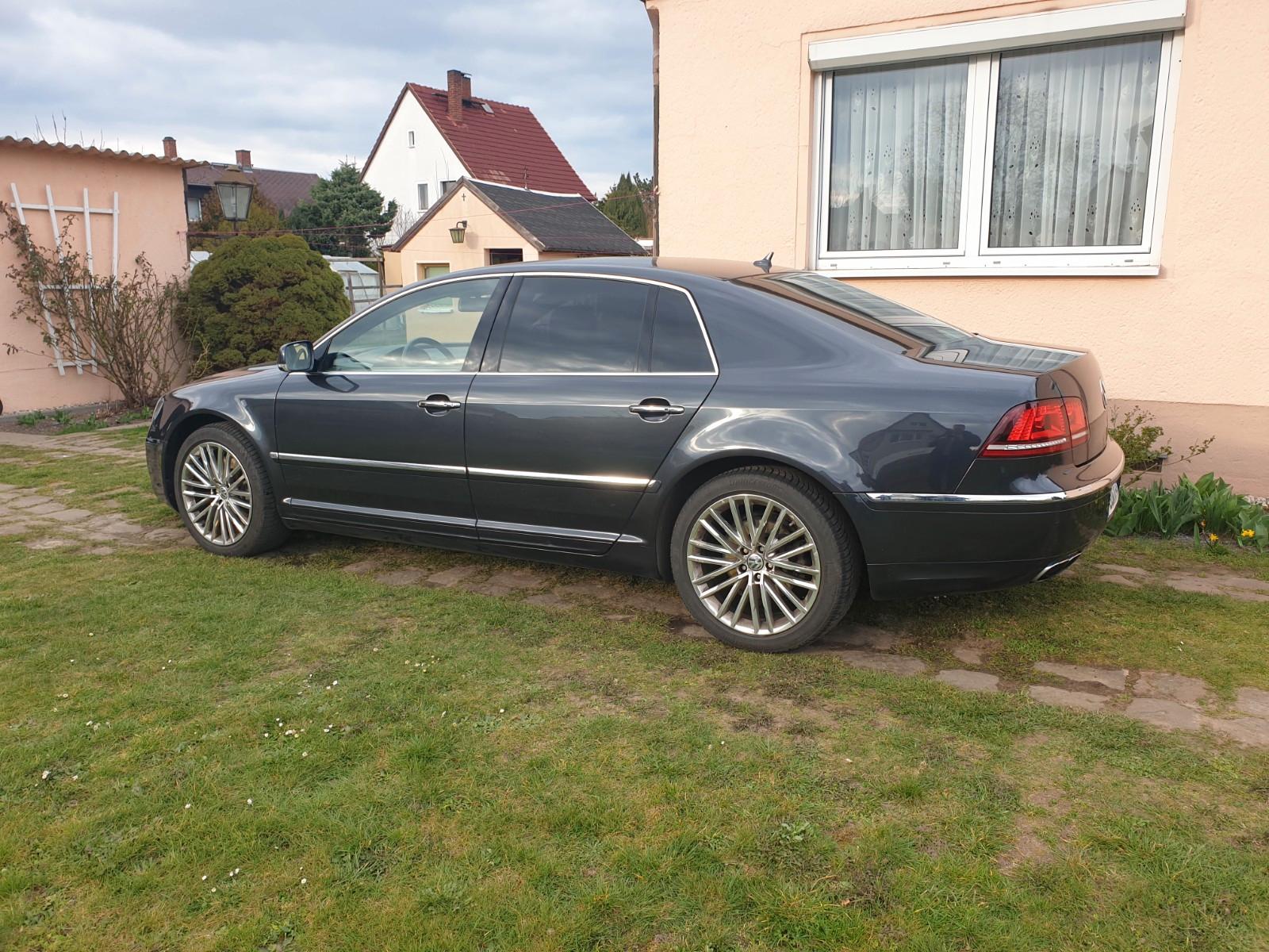 Volkswagen Phaeton 4.2 V8 4MOTION Tiptronic 5-Sitzer -