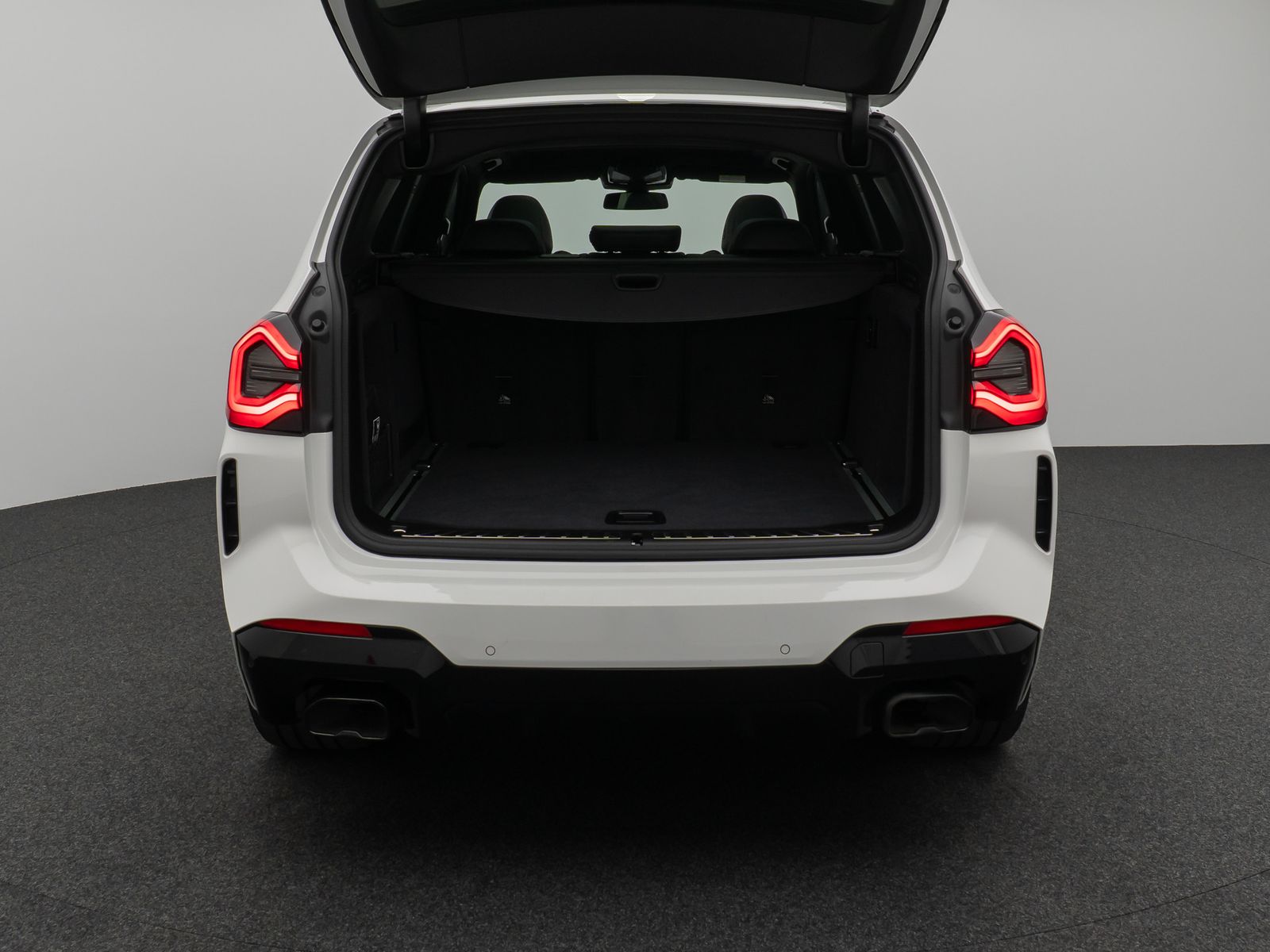 Fahrzeugabbildung BMW X3 M40i Panorama Kamera HUD DAB HiFi LED 20Zoll