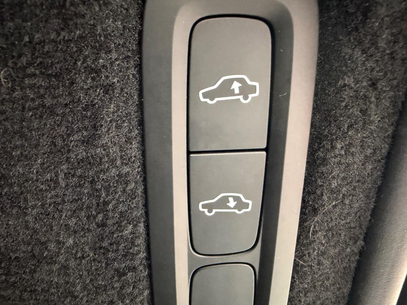 Volvo XC90 Plus Dark AWD 7.Sitze, PANORAMA