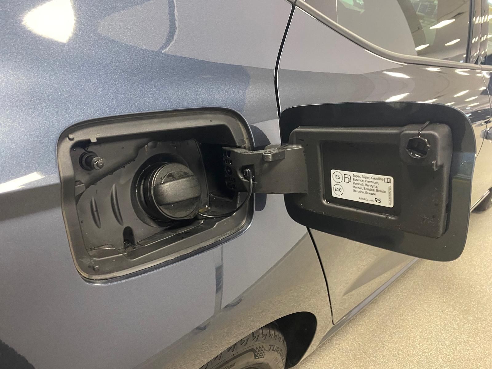 Fahrzeugabbildung SEAT Ibiza 1.0 TSI 1.0 TSI FR 5 J.GARANTIE+ACC+KAMERA