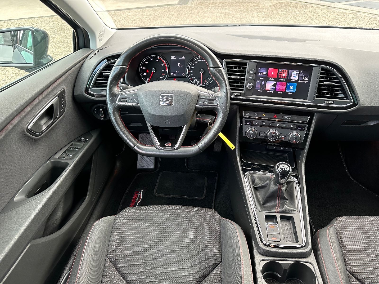 Fahrzeugabbildung SEAT Leon ST 1.4 TSI ACT FR LED/GRA/SHZG/EPH