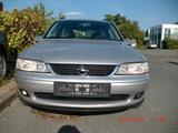 Opel Vectra 1.6 16V Automatik Benzin - gebrauchte Opel Vectra aus dem Jahr 2001