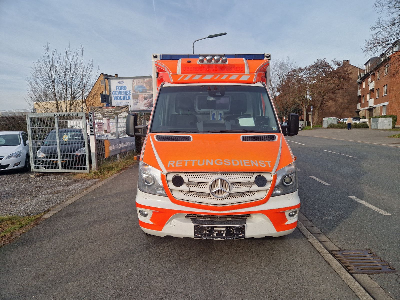 MERCEDES-BENZ Sprinter II Pritsche 519 CDI Rettungswagen