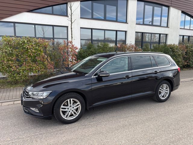 Volkswagen Passat Variant Business Top Zustand