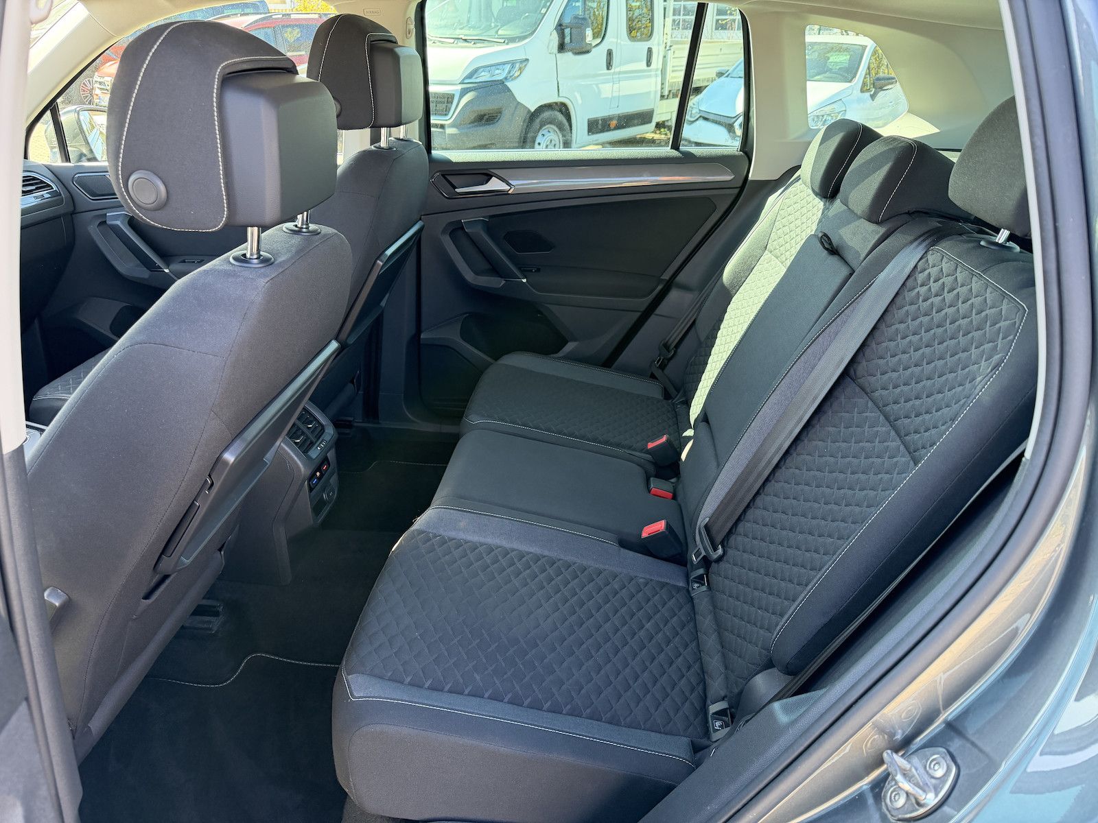 Volkswagen Tiguan Join Start-Stopp / SitzH / AHK foto 24