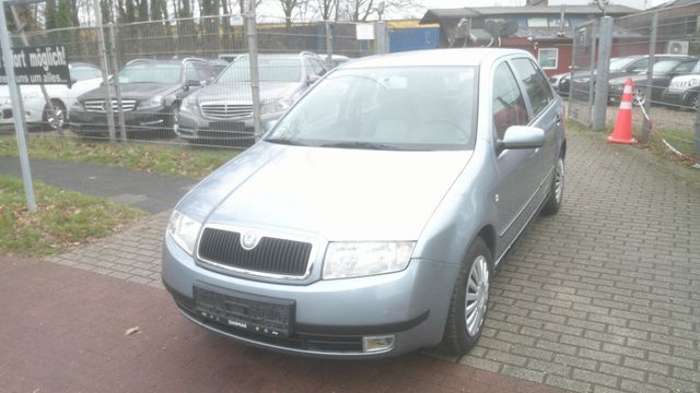 Skoda Fabia Comfort/ Lückelos SH / Klima/ 85 TKM!!