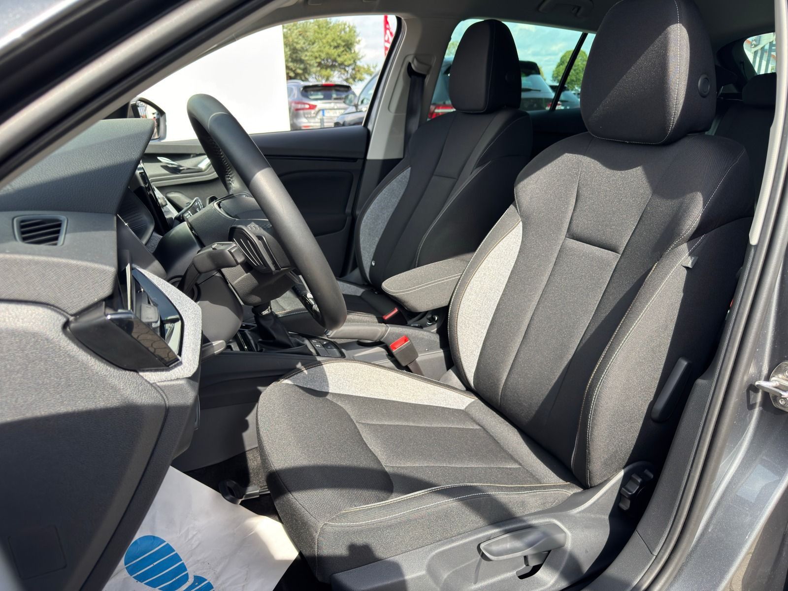 Fahrzeugabbildung SKODA Scala 115PS DSG*RFK*18Zoll*eHeck*Allwetter