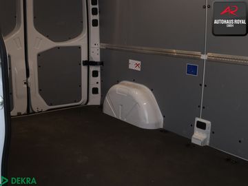 Mercedes Sprinter - 11