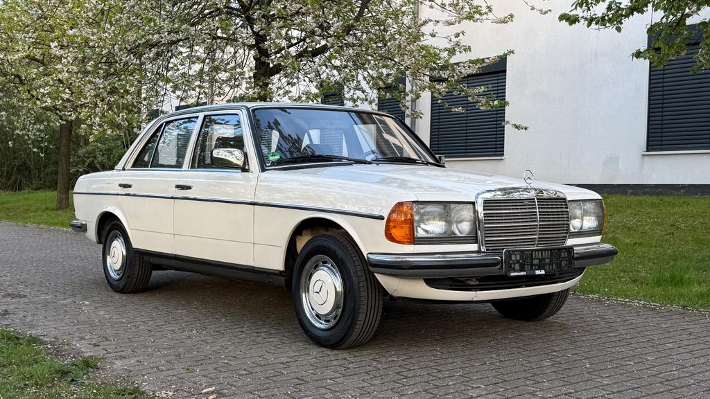 Mercedes-Benz 280