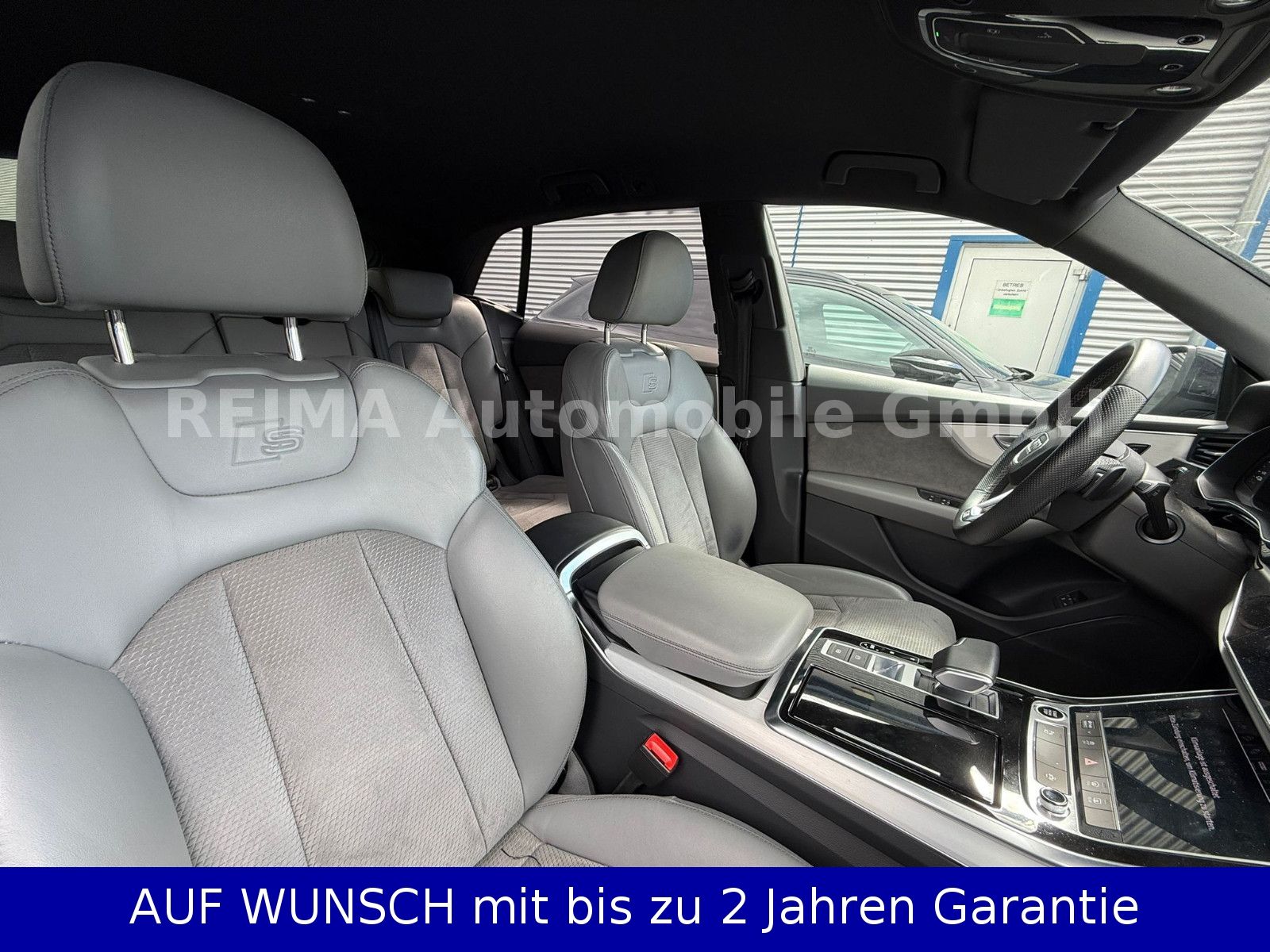 Fahrzeugabbildung Audi Q8 55 TFSI e quattro S-Line, HUD, ACC, AHK
