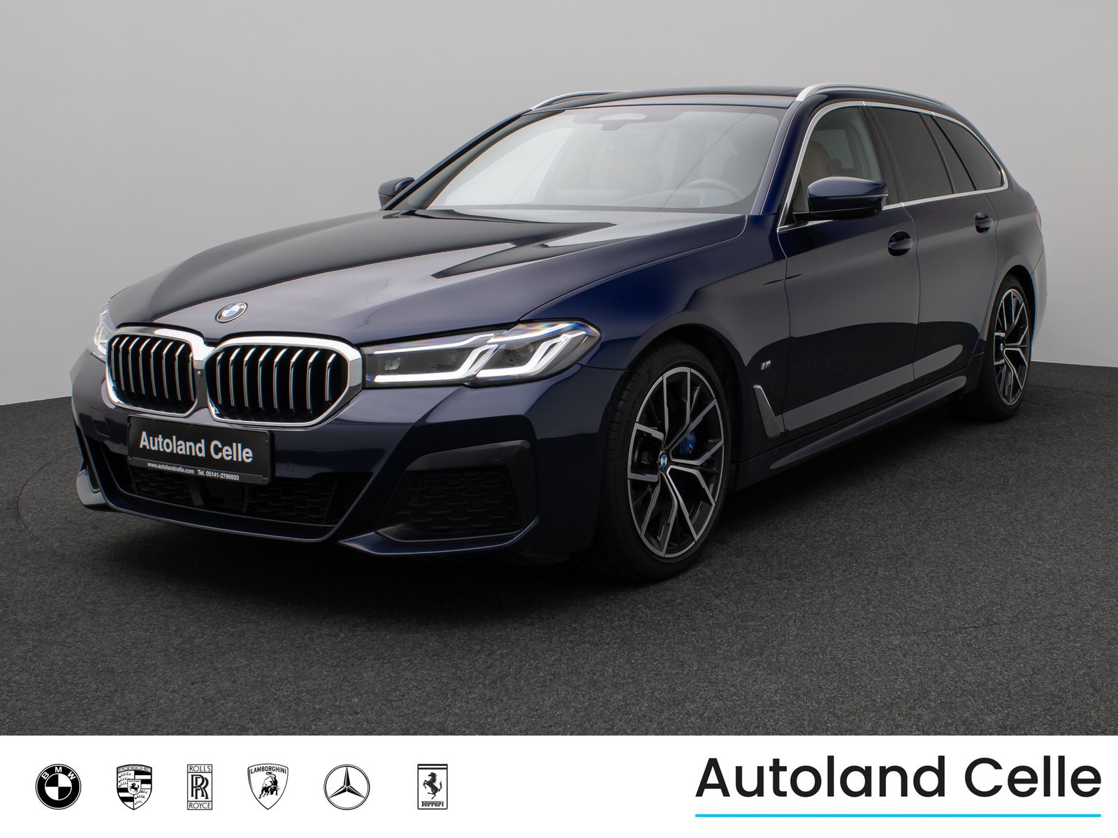 Fahrzeugabbildung BMW 530d M Sport Panorama 360°Laser HUD HiFi SoftCL