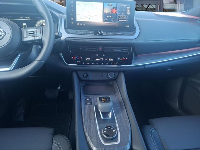 Nissan Qashqai Tekna 1.3 DIG-T 4x4 °LED°BOSE°RFK°PGD°