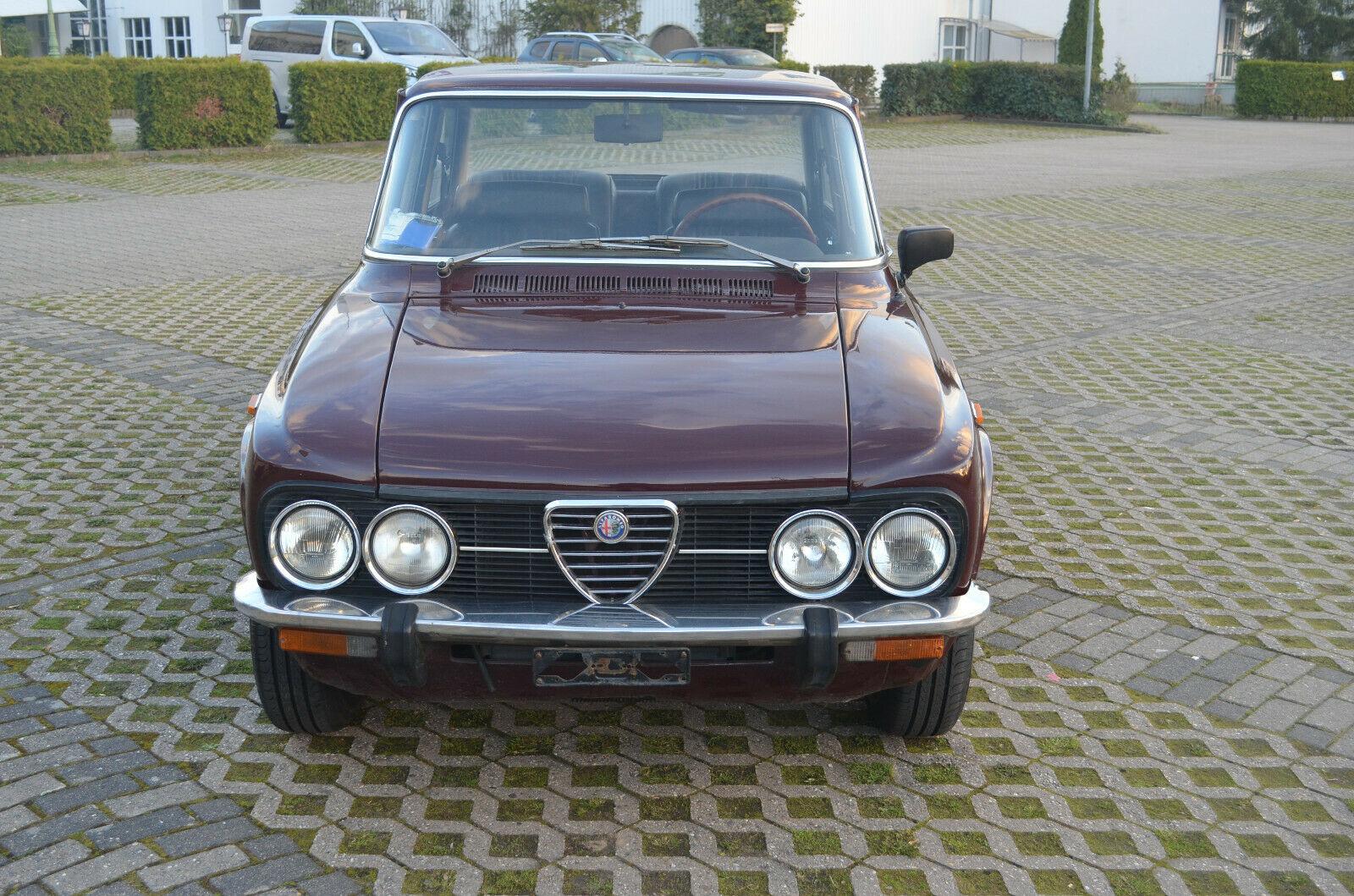Alfa Romeo Giulia Super Nuova1300