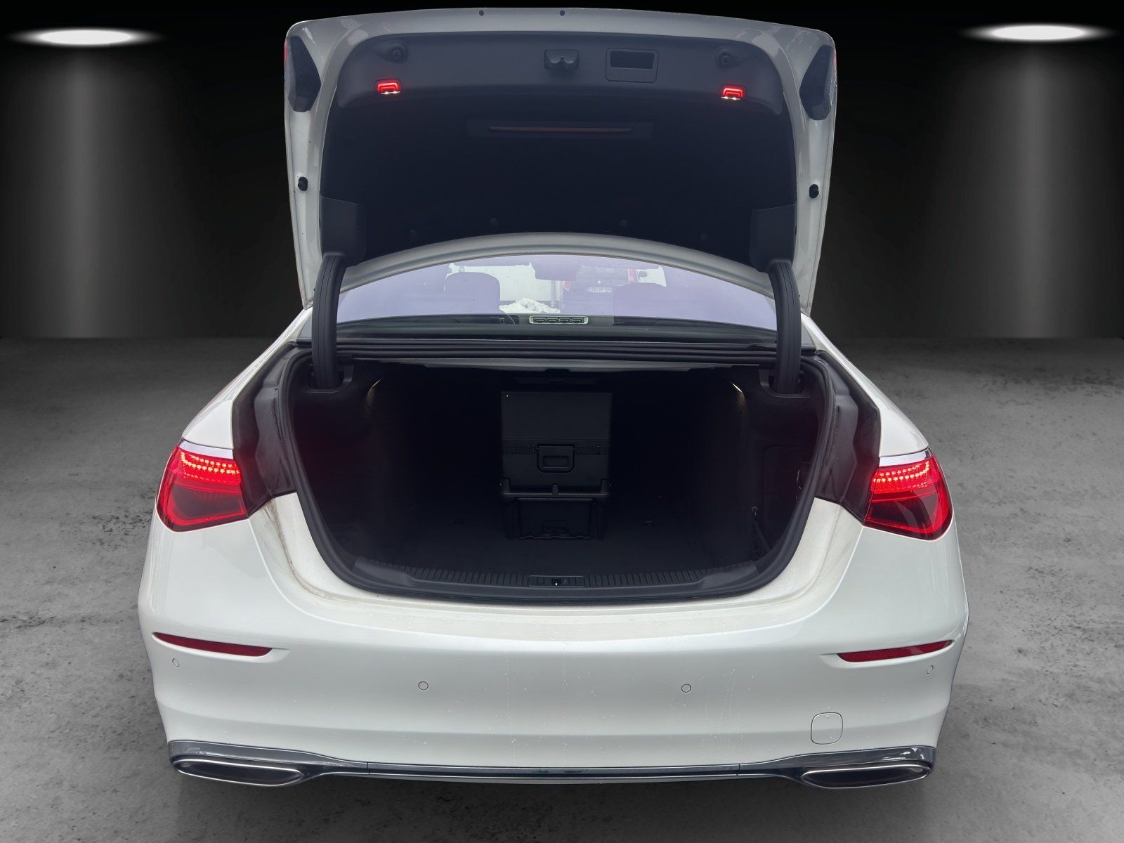 Fahrzeugabbildung Mercedes-Benz S500 4M L FirstClass 4xMassage FondTV Pano Chauf