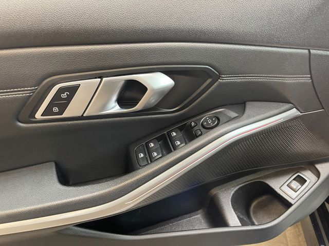 BMW 318d  Touring  Sport Line  *1.HAND*LED*NAVI*PDC*