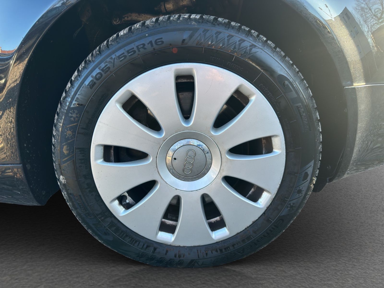 Fahrzeugabbildung Audi A4 Avant 1.8 T/Anhängerk./SHZ/Klima/Tempomat/