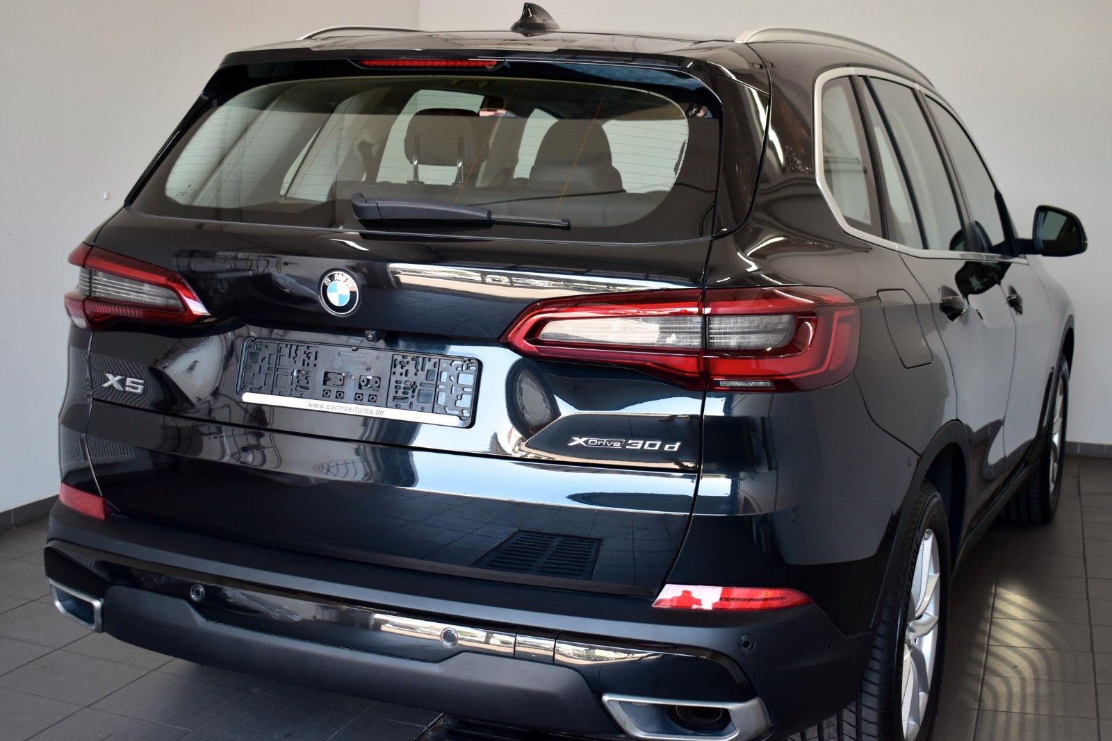 Fahrzeugabbildung BMW X5 xDrive 30 d Leder,Navi,LED,SH,Panorama,AHK el