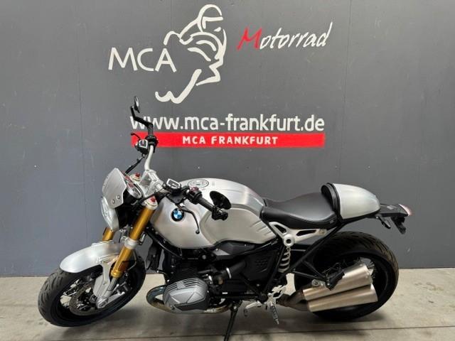 BMW R nine T