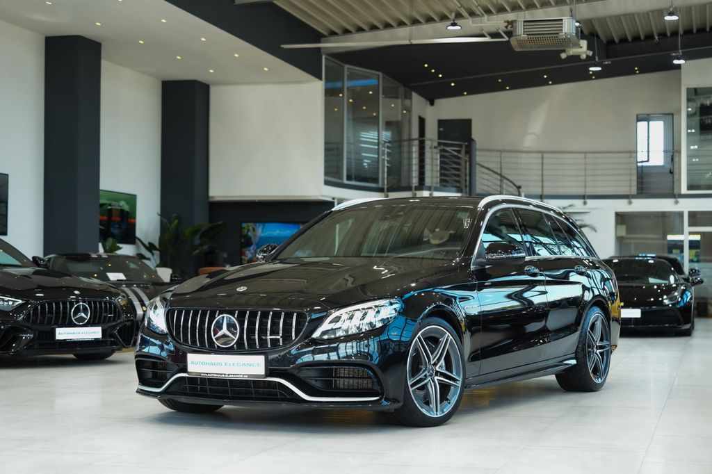 Image of Mercedes-Benz C 63 AMG