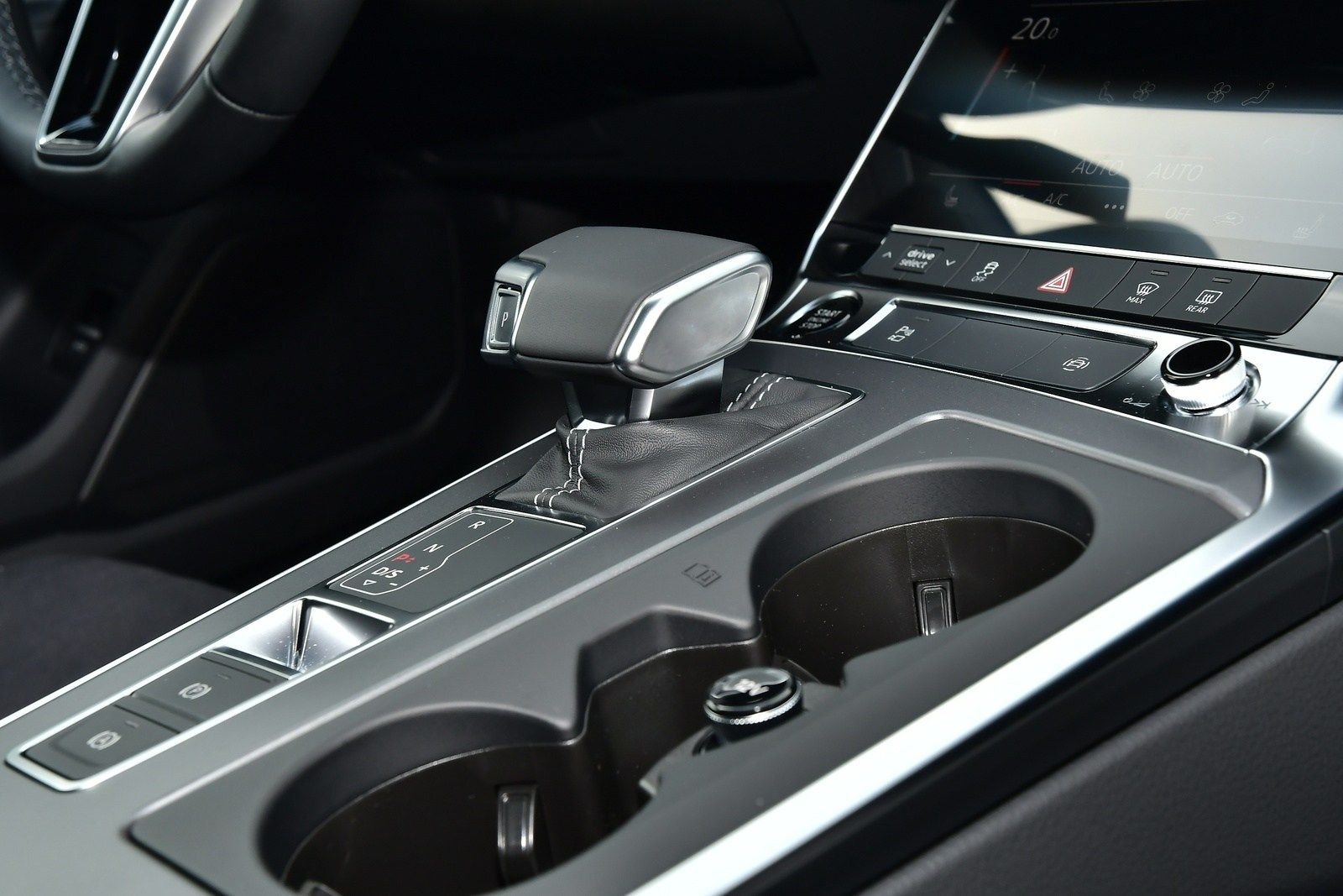 Fahrzeugabbildung Audi A7 Sportback 40 TDI quattro 150(204) kW(PS) S tr