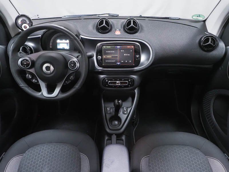 Fahrzeugabbildung Smart EQ cabrio passion GJR*22KW*WINTER-PAKET*KAMERA