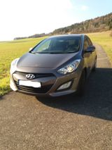Hyundai i30 1. Hand 1,6 l FiFA Worldcup Edition Facelift - Hyundai i30: Facelift